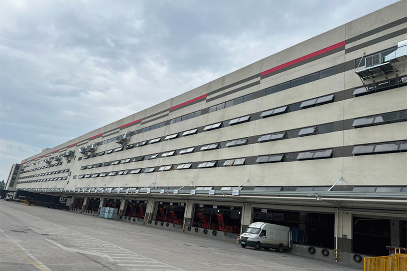 环保空调装在楼顶下雨天会漏水吗?